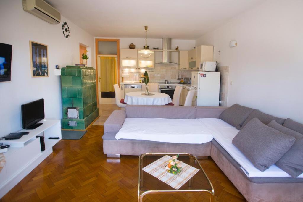 Apartments Orsula Split Exterior foto