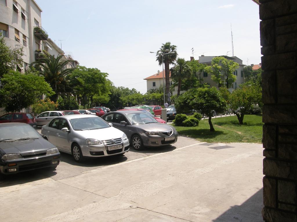Apartments Orsula Split Exterior foto